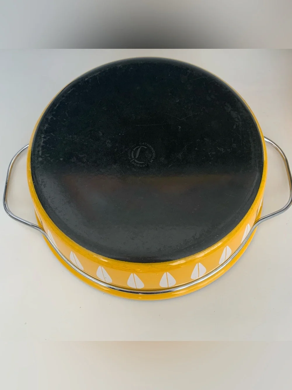 Cathrineholm Lotus Yellow Enamel Chicken Fryer Casserole With Handles and Lid